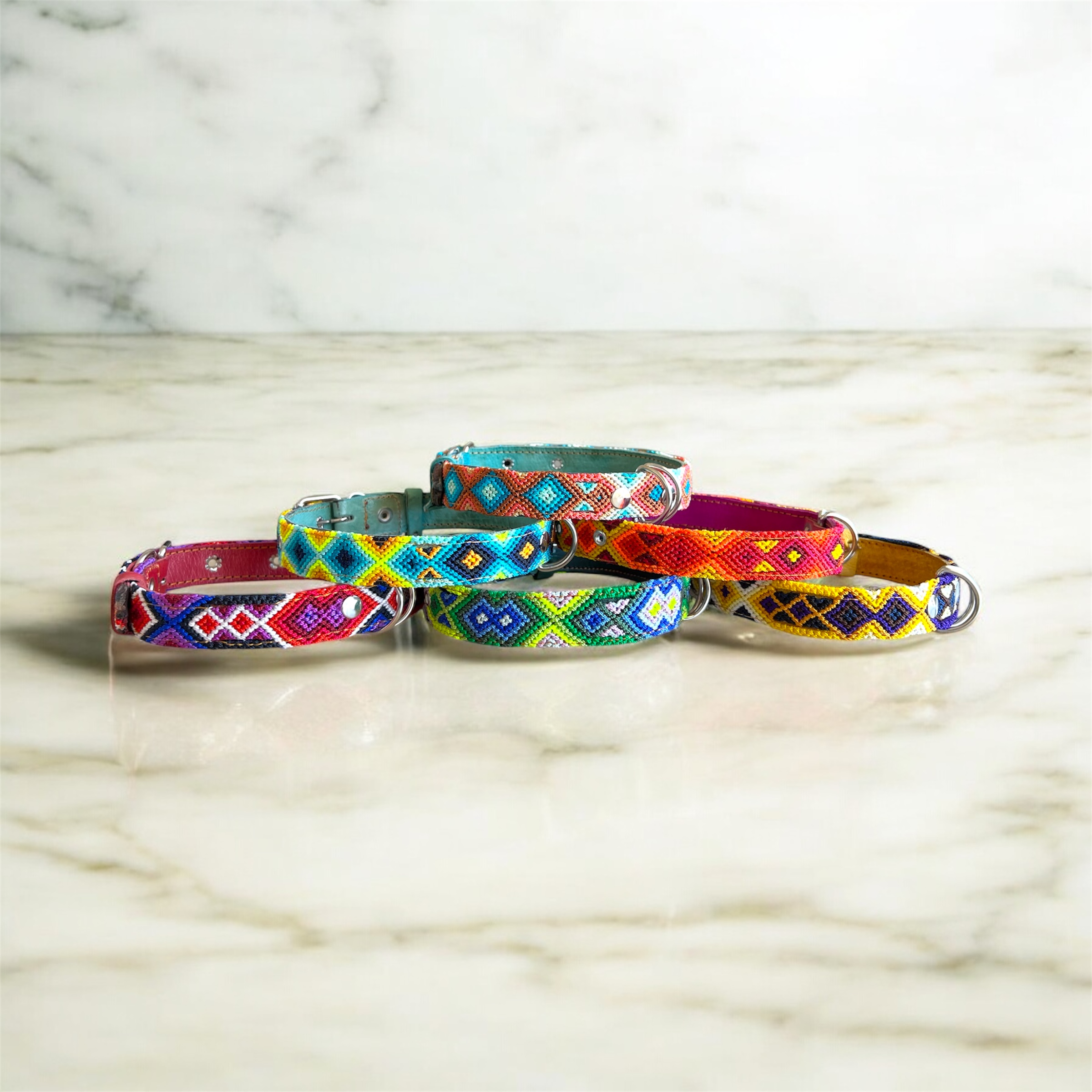 Collier tissé pour chien 45 cm.