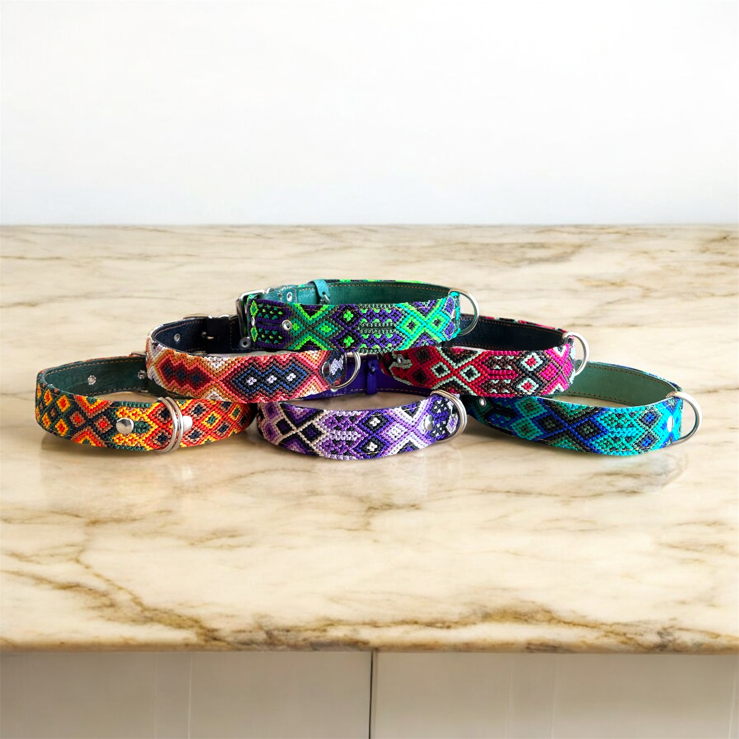 Collier tissé pour chien 50 cm.